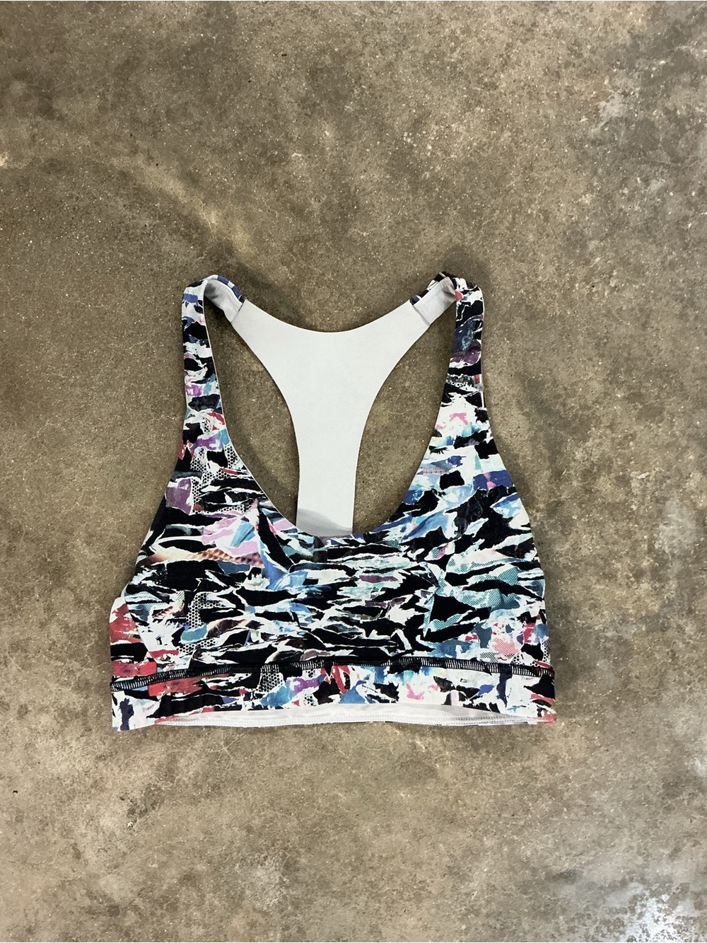 Lululemon Abstract Print Racerback Sports Bra Medium Support Women’s Size 4
